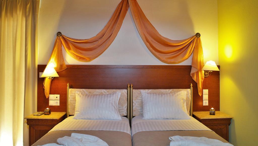 Camelot Royal Beds By Estia Aparthotel Stalida Exterior photo