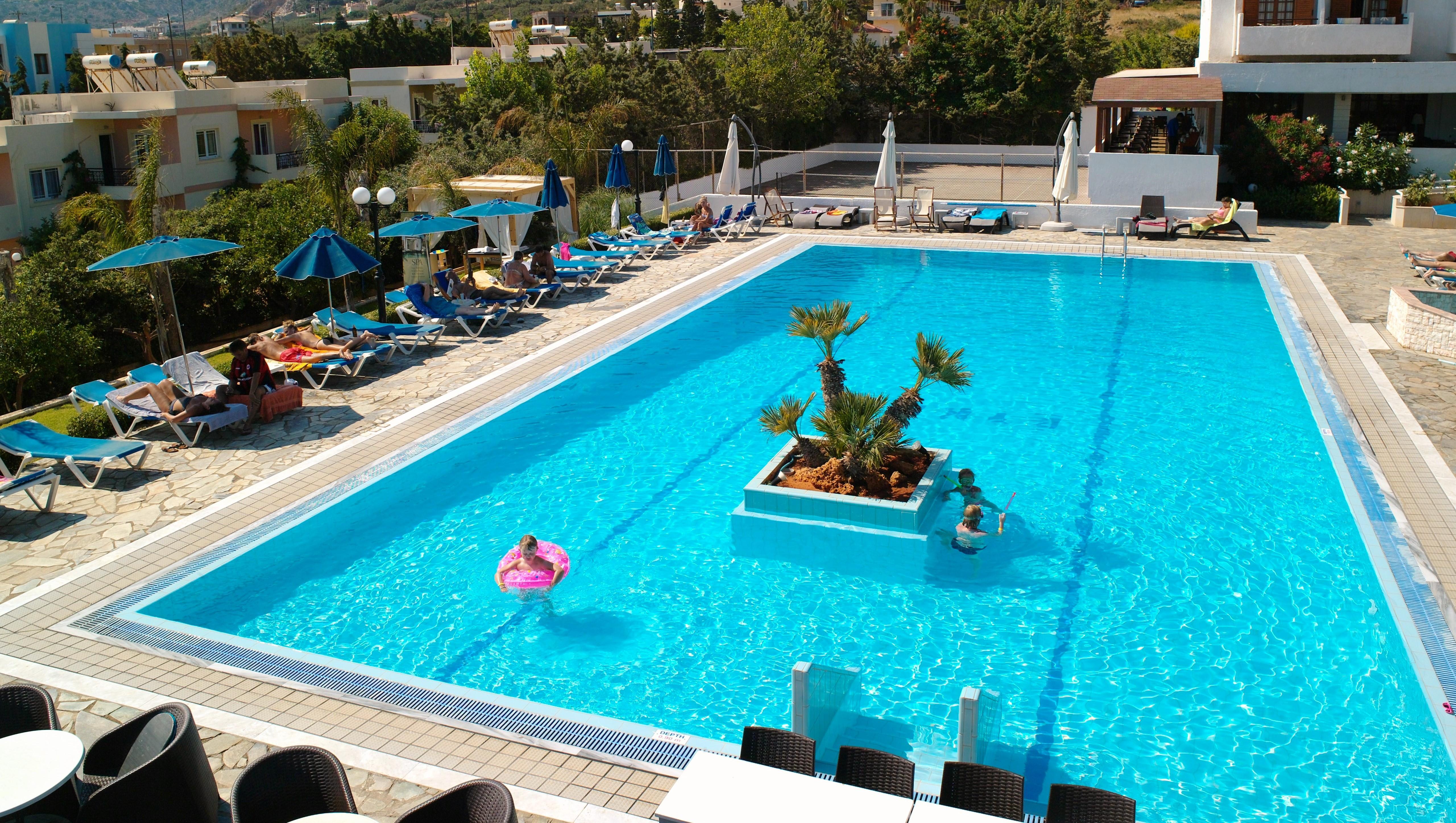 Camelot Royal Beds By Estia Aparthotel Stalida Exterior photo